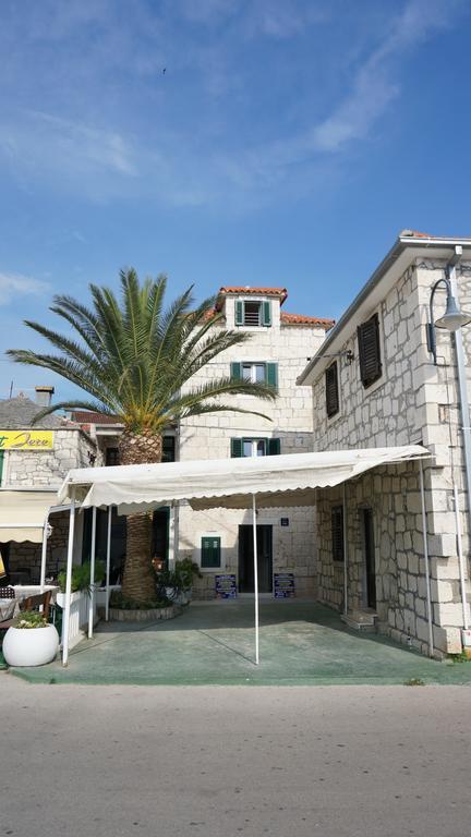 Guest House Jere Old Town Rogoznica  Extérieur photo