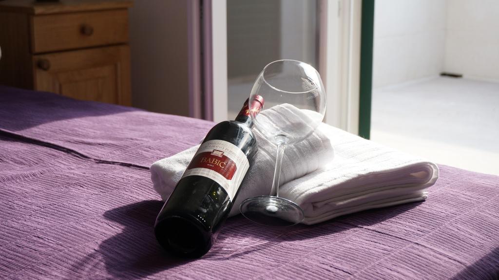 Guest House Jere Old Town Rogoznica  Chambre photo