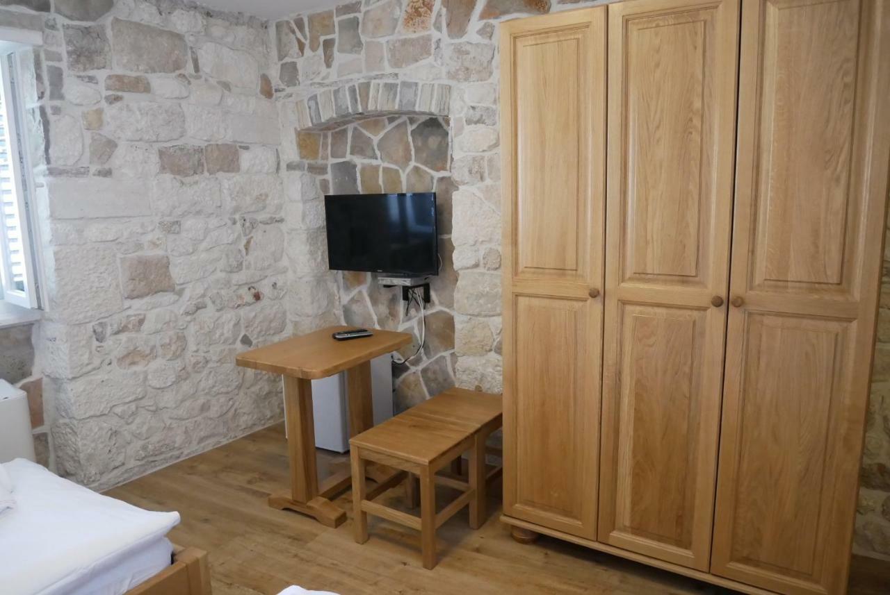 Guest House Jere Old Town Rogoznica  Extérieur photo