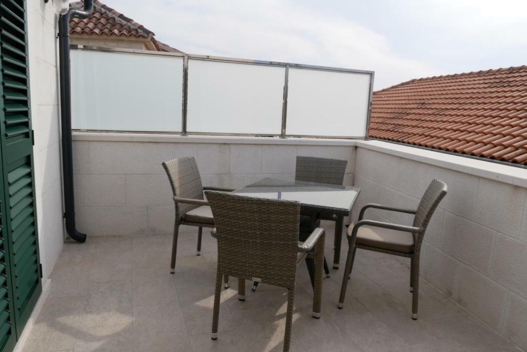 Guest House Jere Old Town Rogoznica  Extérieur photo